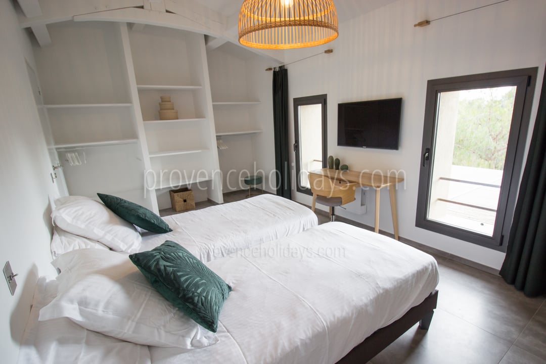 27 - Villa Hyères: Villa: Bedroom