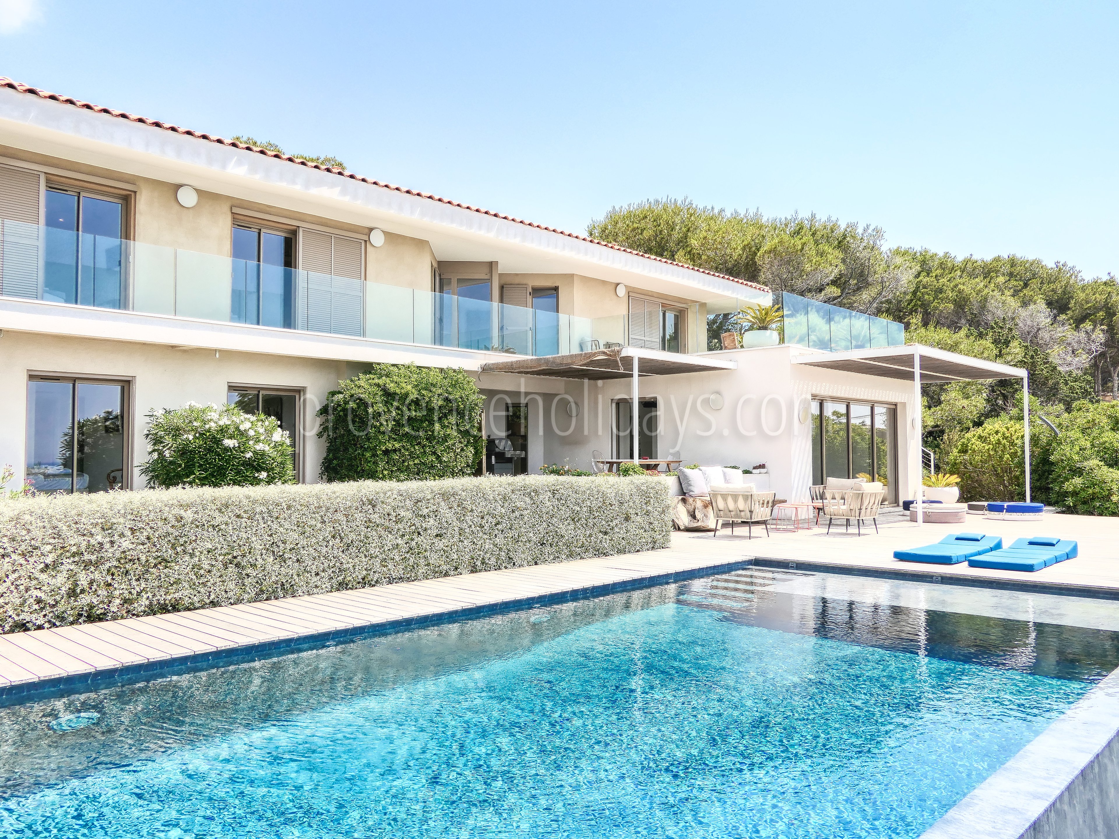 0 - Villa Florensia: Villa: Exterior