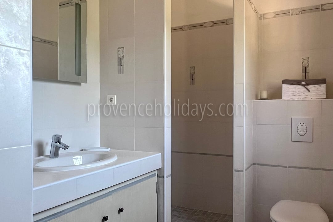 9 - Villa Valery: Villa: Bathroom