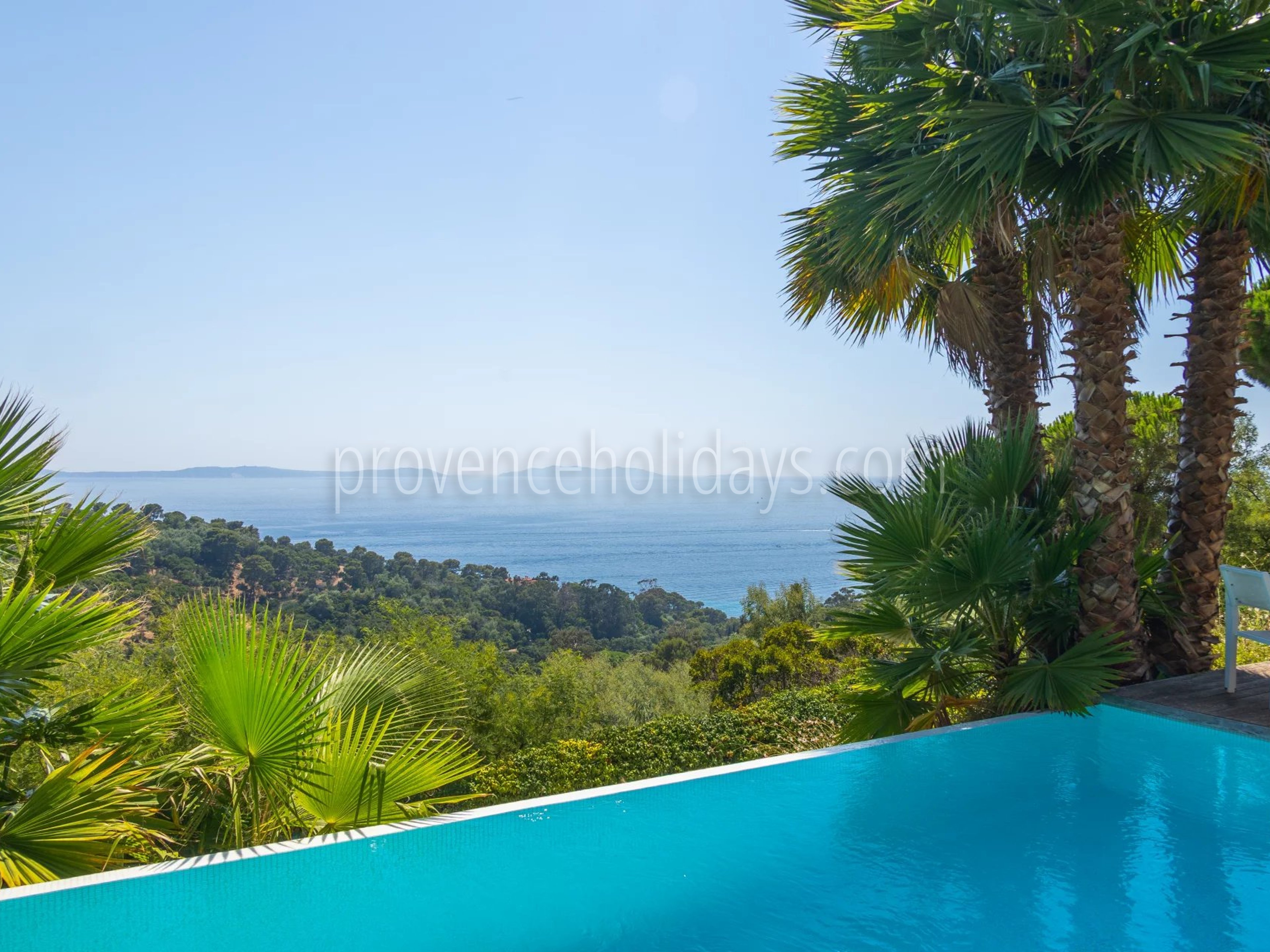 1 - Villa met zwembad in Rayol-Canadel-sur-Mer: Villa: Pool