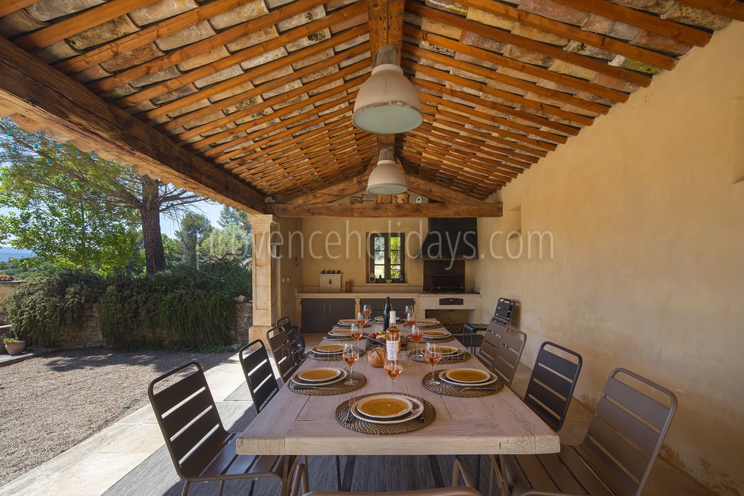 21 - La Bastide des Sources: Villa: Exterior