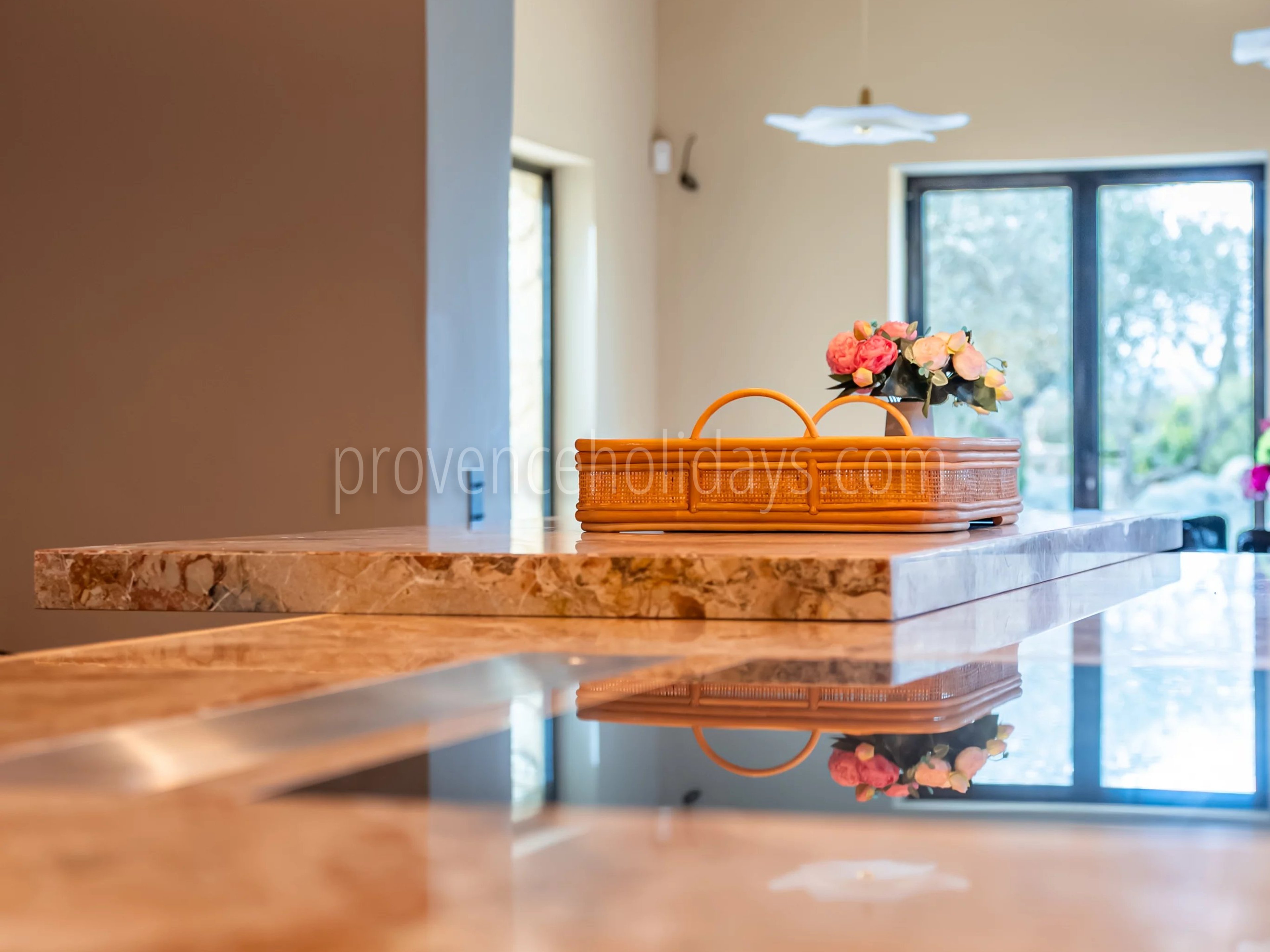 5 - Provençal residence in Bonnieux: Villa: Interior