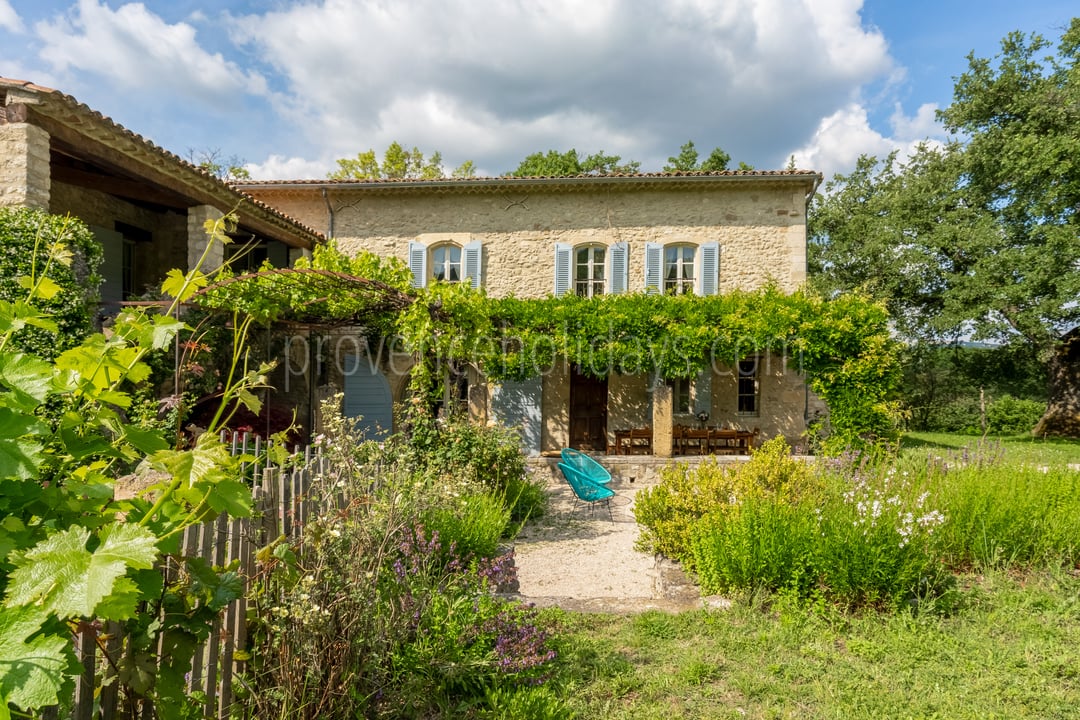 31 - La Bastide Neuve: Villa: Exterior