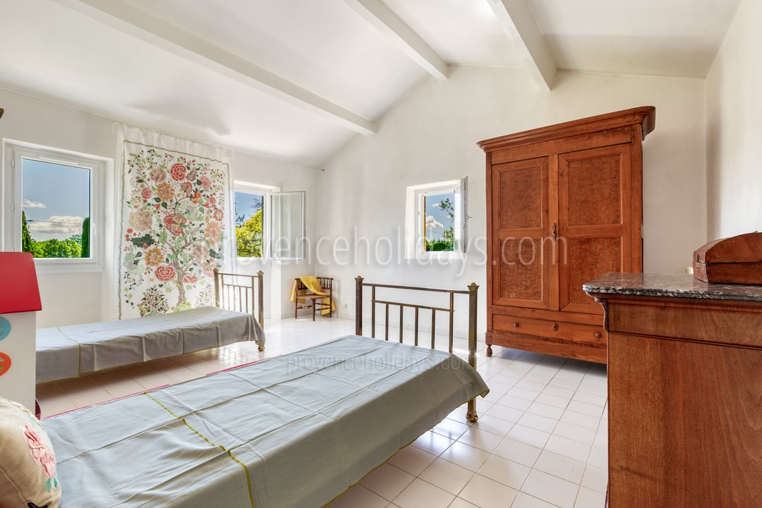 13 - Mas Pietra: Villa: Bedroom