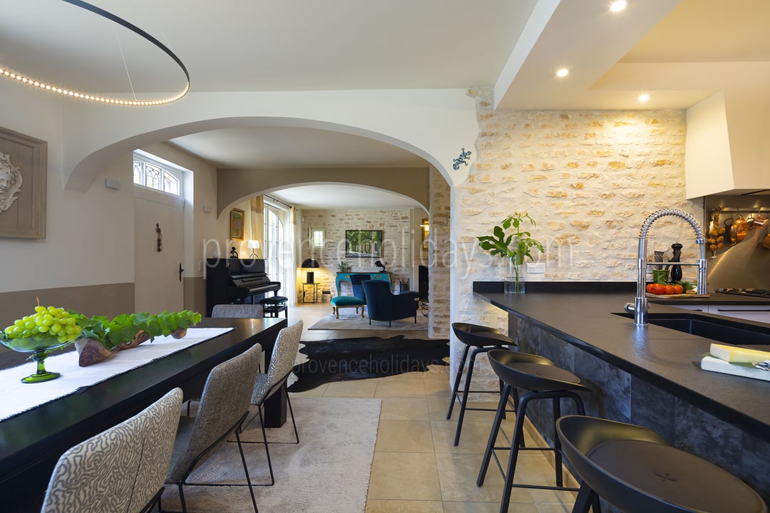 12 - Le Mas de la Cabro: Villa: Interior
