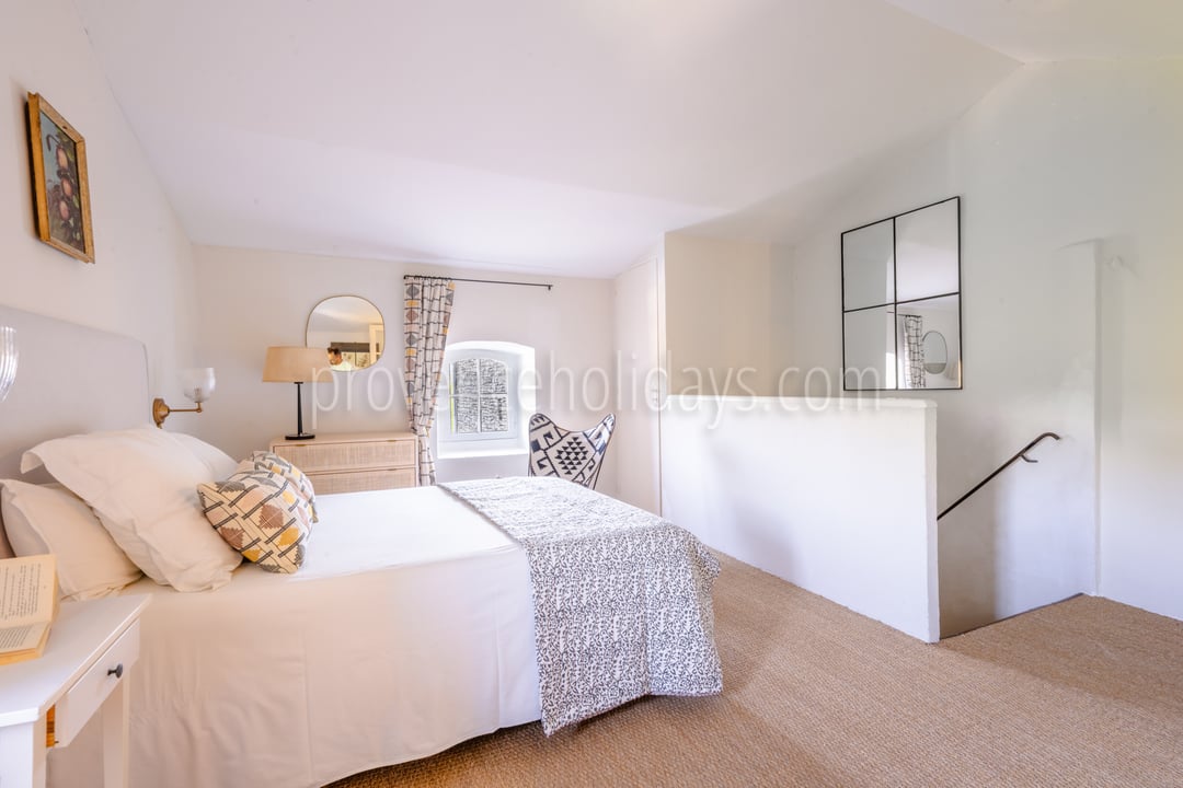 50 - Maison du Soleil: Villa: Bedroom