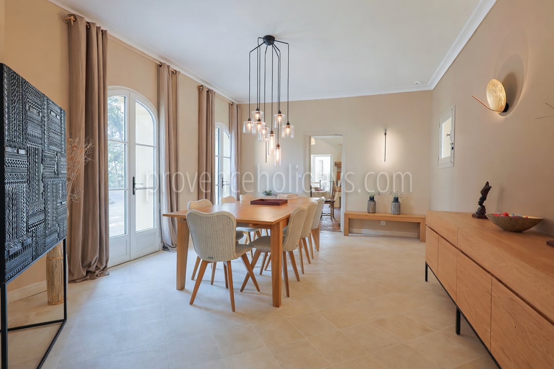 23 - Domaine de la Tour: Villa: Interior