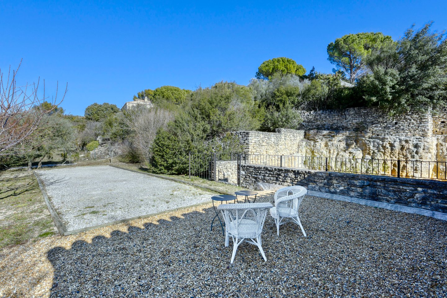 7 - Les Terrasses de Gordes: Villa: Exterior