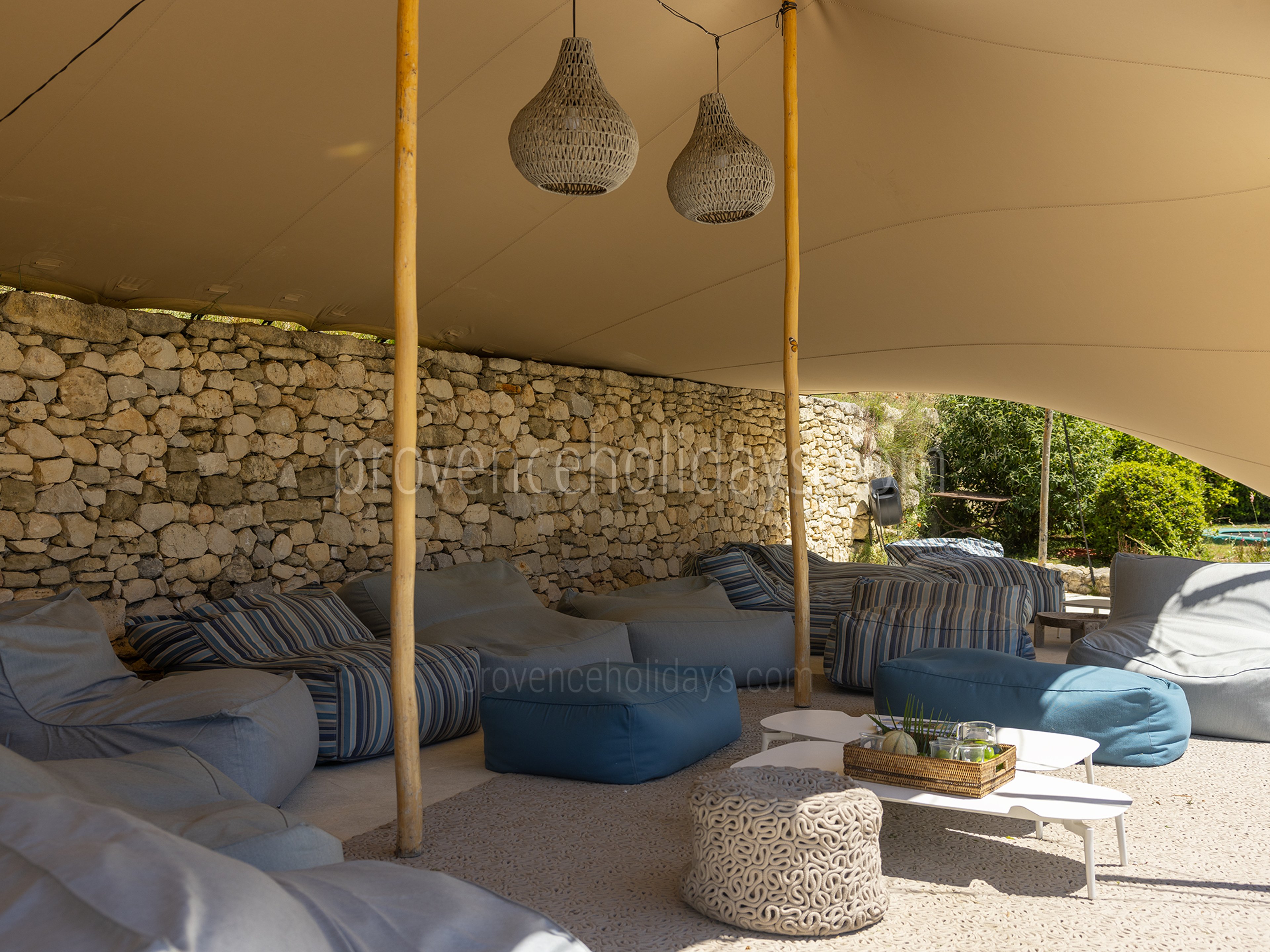 10 - Mas Vernet: Villa: Exterior