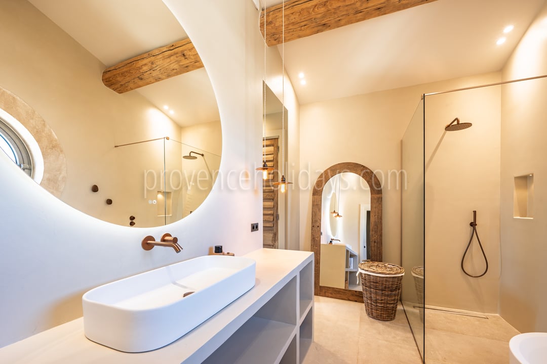 32 - Mas Althéa: Villa: Bathroom 4