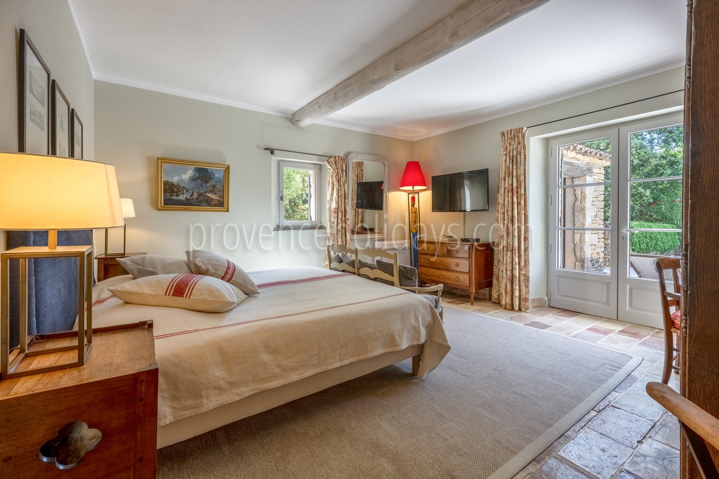 8 - La Maison des Bories: Villa: Bedroom