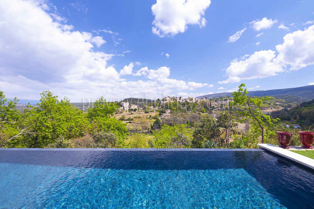 Klimatisierte Villa mit herrlicher Aussicht in Ménerbes