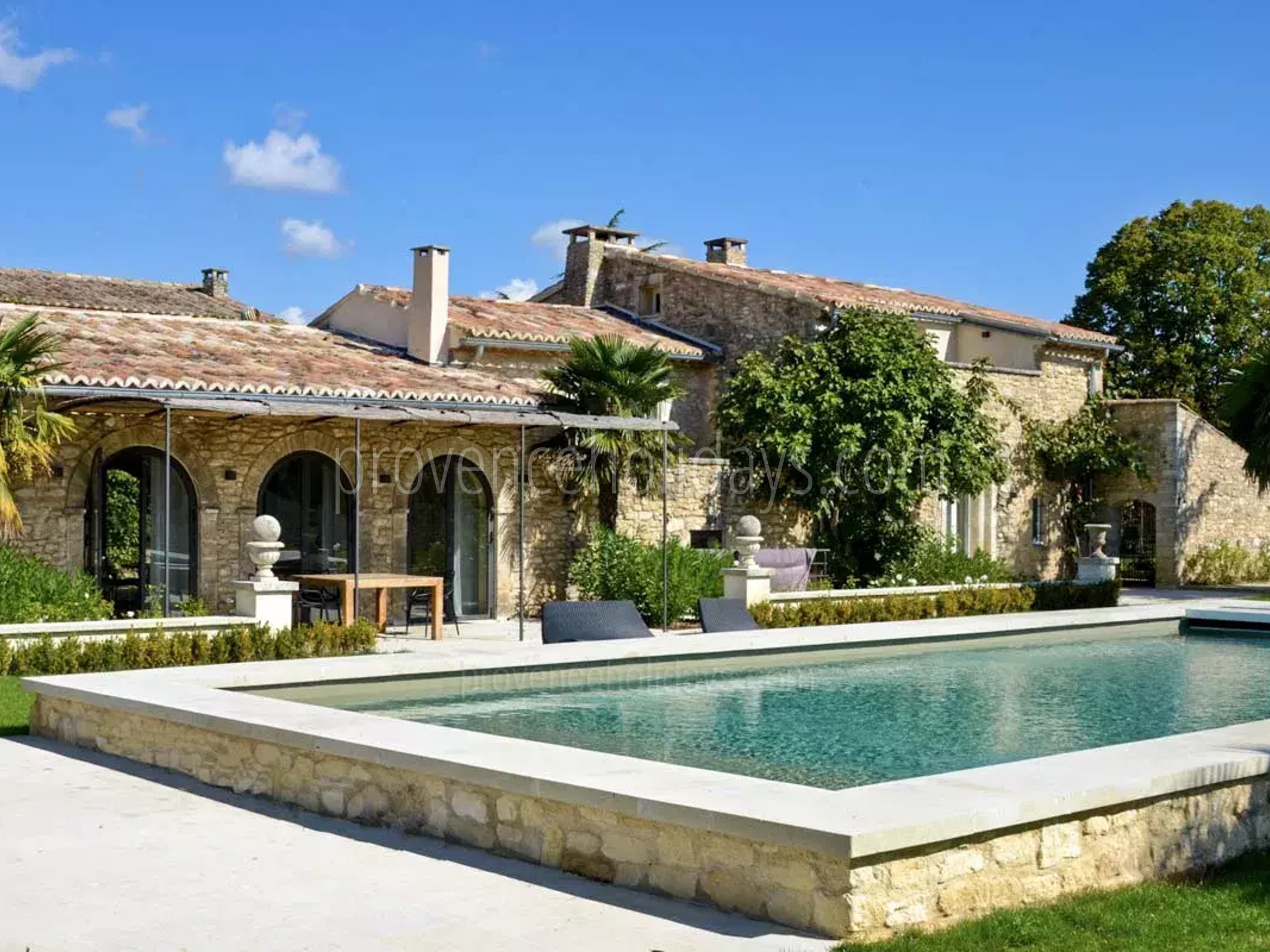 20 - Bonnieux Mas: Villa: Pool