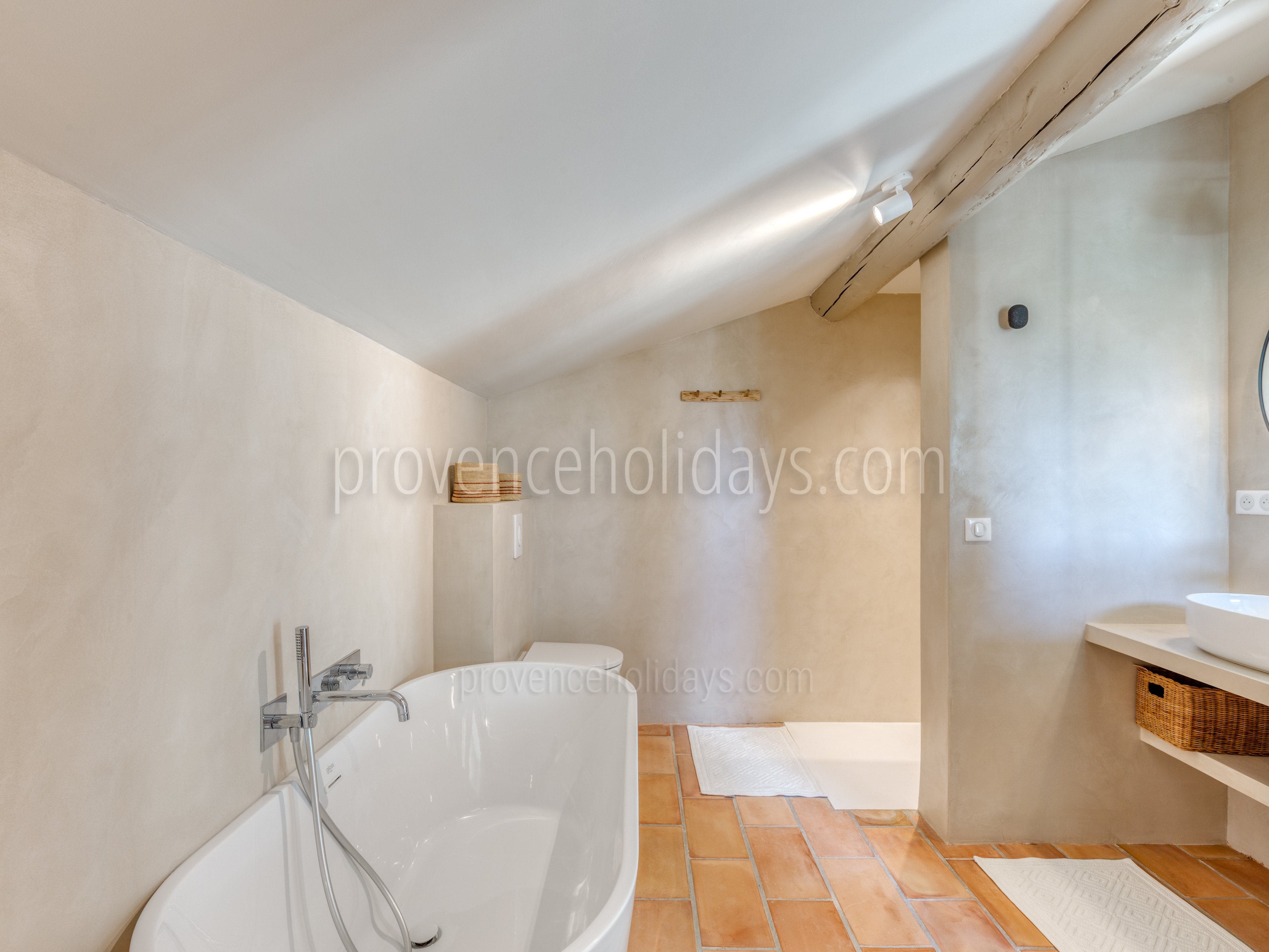 6 - L\'Escapade en Provence: Villa: Bedroom