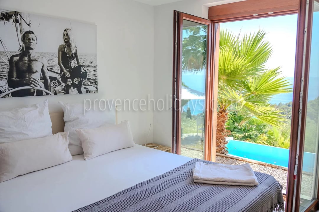 9 - Villa jumelée à Rayol-Canadel-sur-Mer: Villa: Bedroom