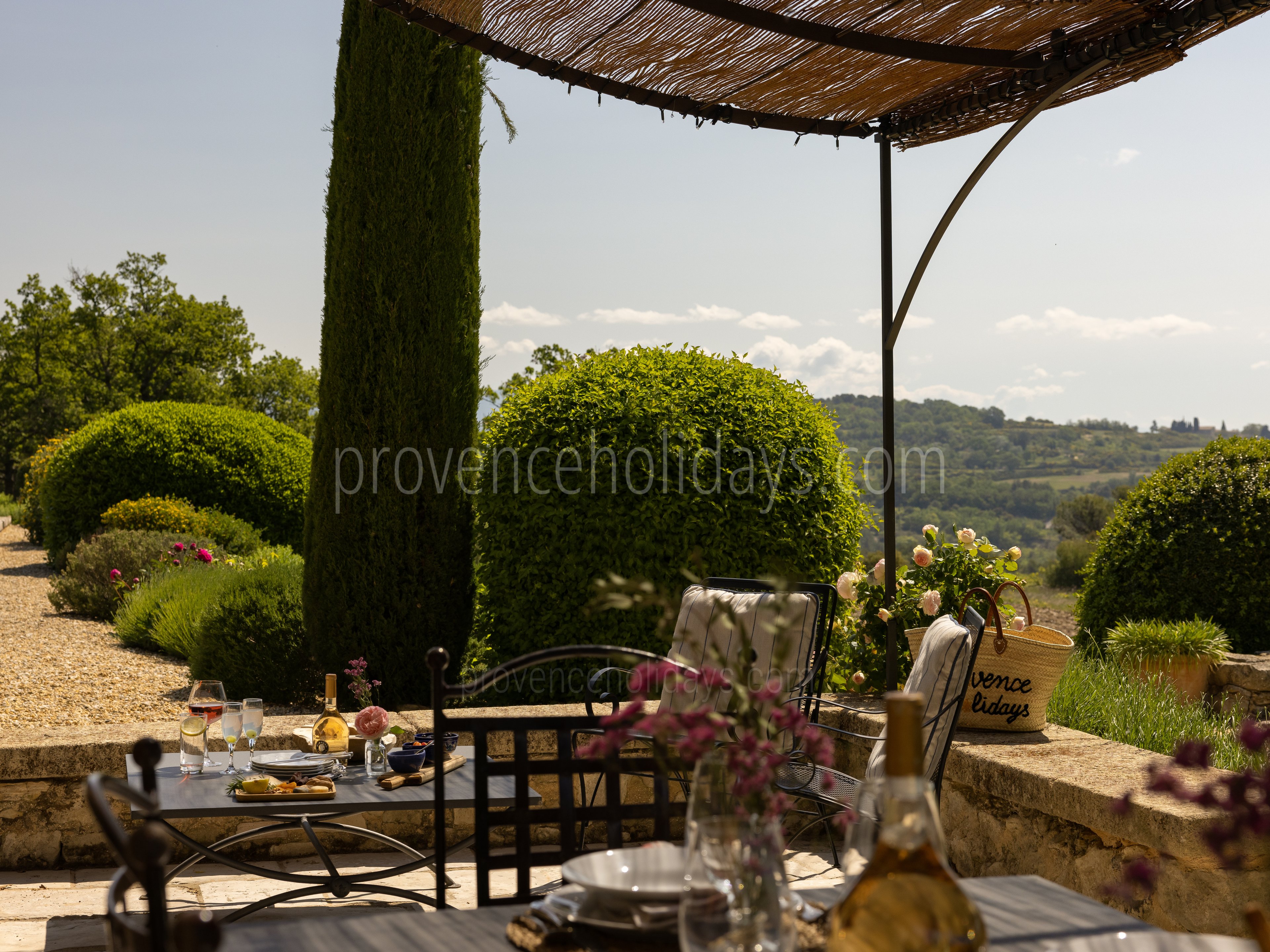 24 - Le Mas de Murs: Villa: Exterior