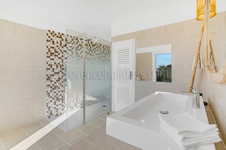 29 - Azur Sérénité: Villa: Bathroom