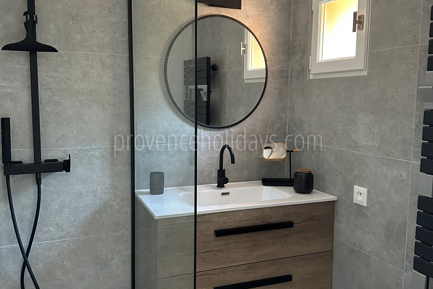 22 - Bastide Shalimar: Villa: Bathroom