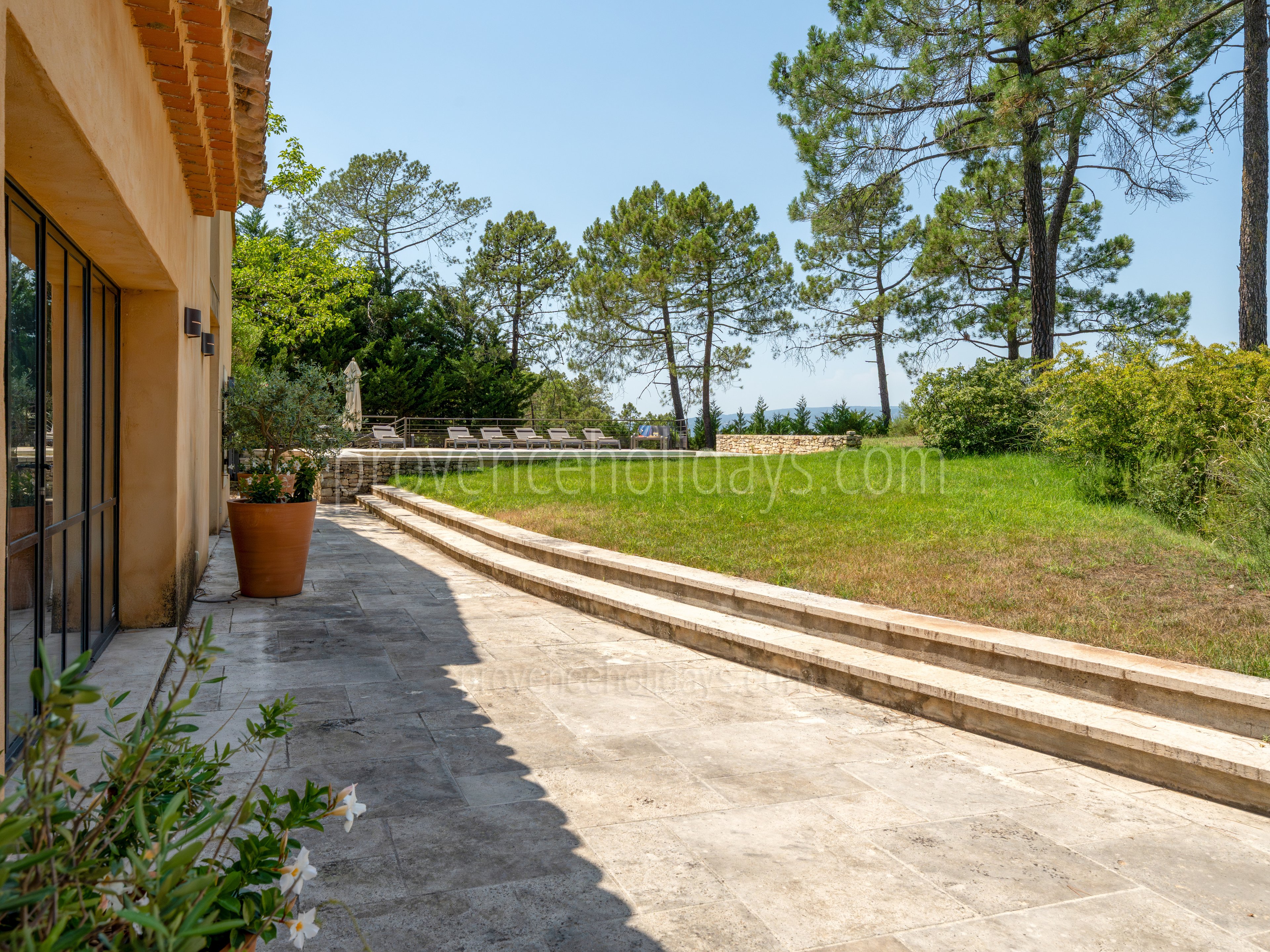 31 - La Maison des Ocres: Villa: Exterior