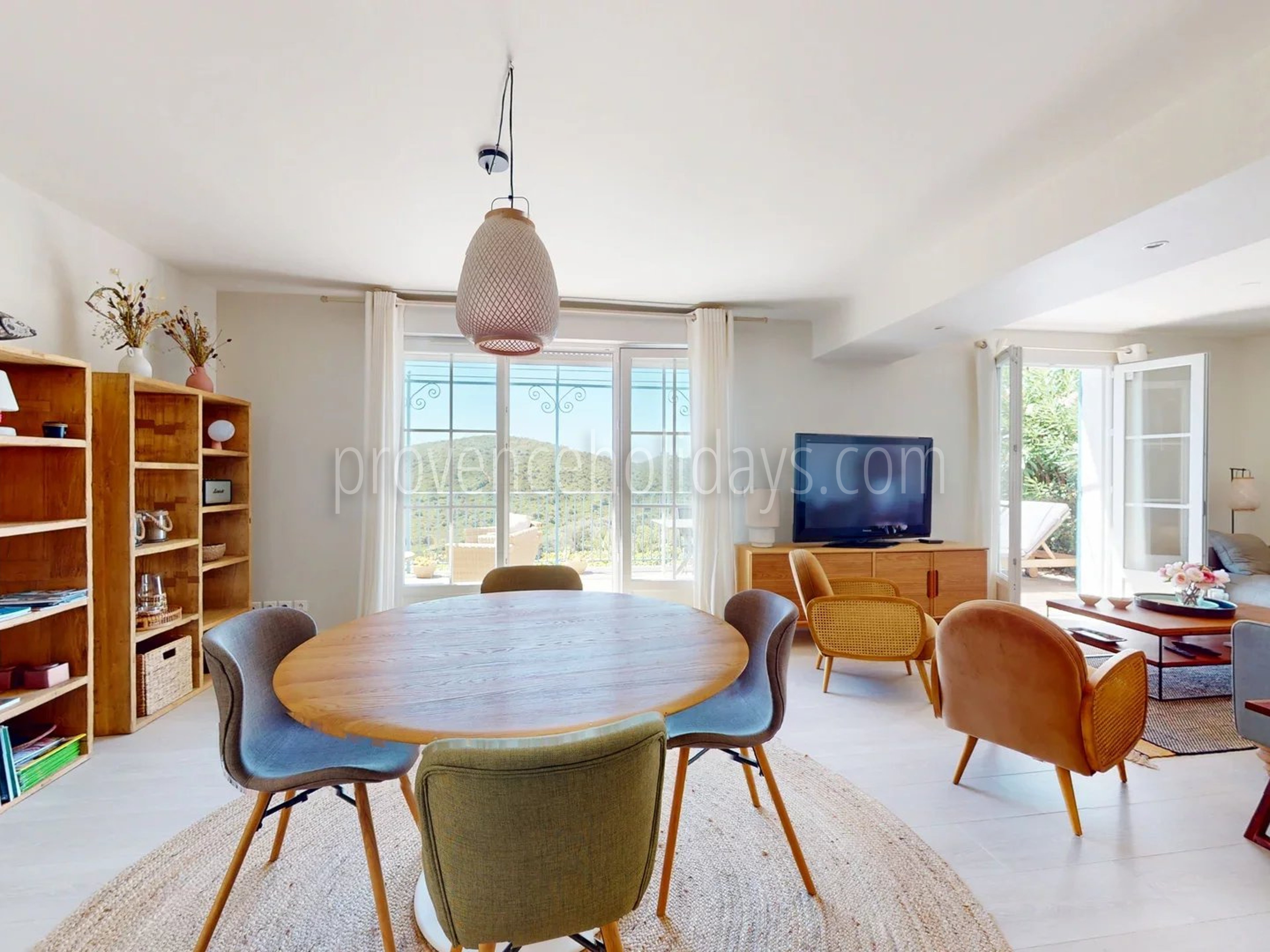 2 - Traditionelle Villa in Cavalaire-sur-Mer: Villa: Interior