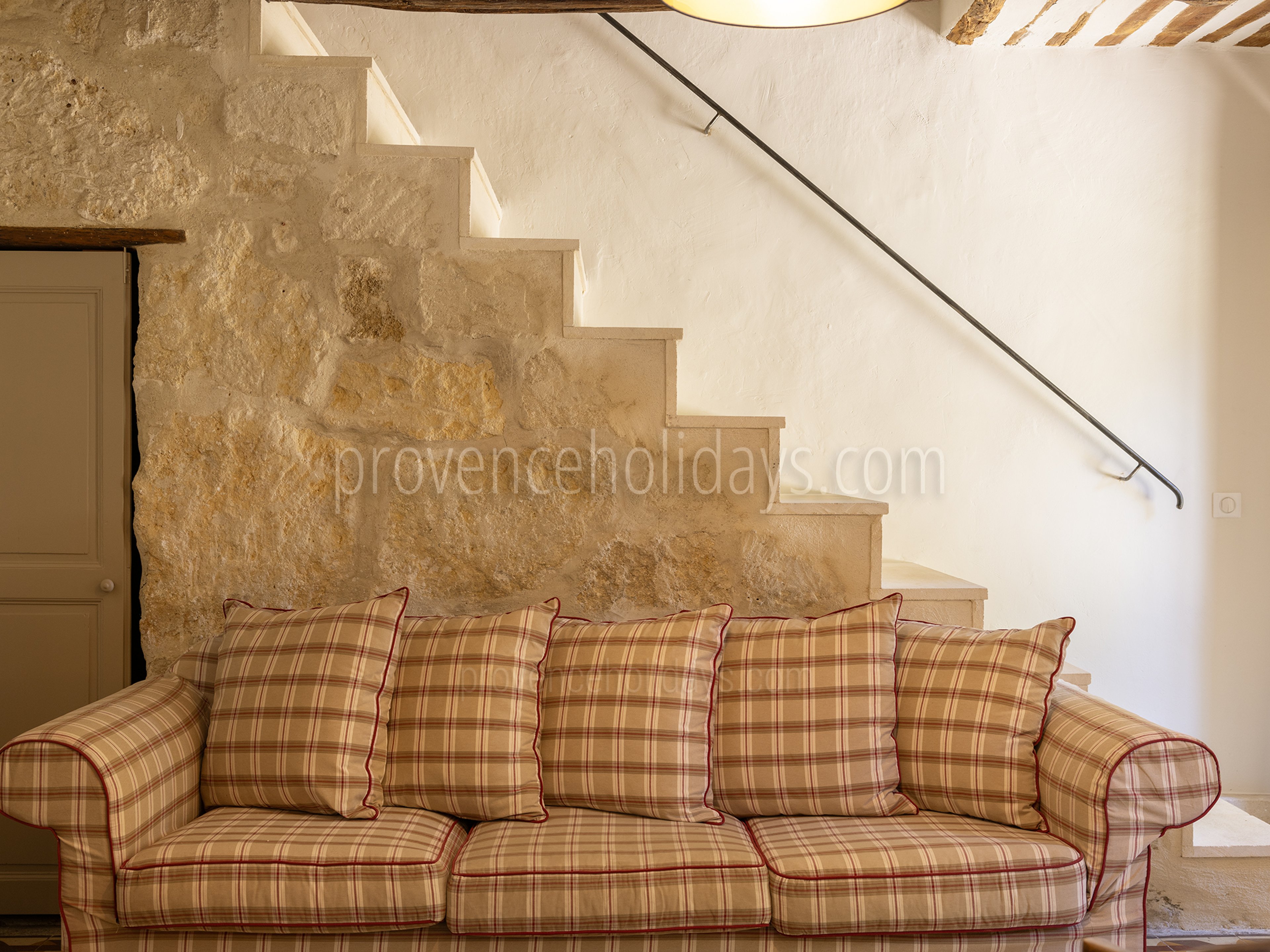 31 - Le Mas des Magnans: Villa: Interior