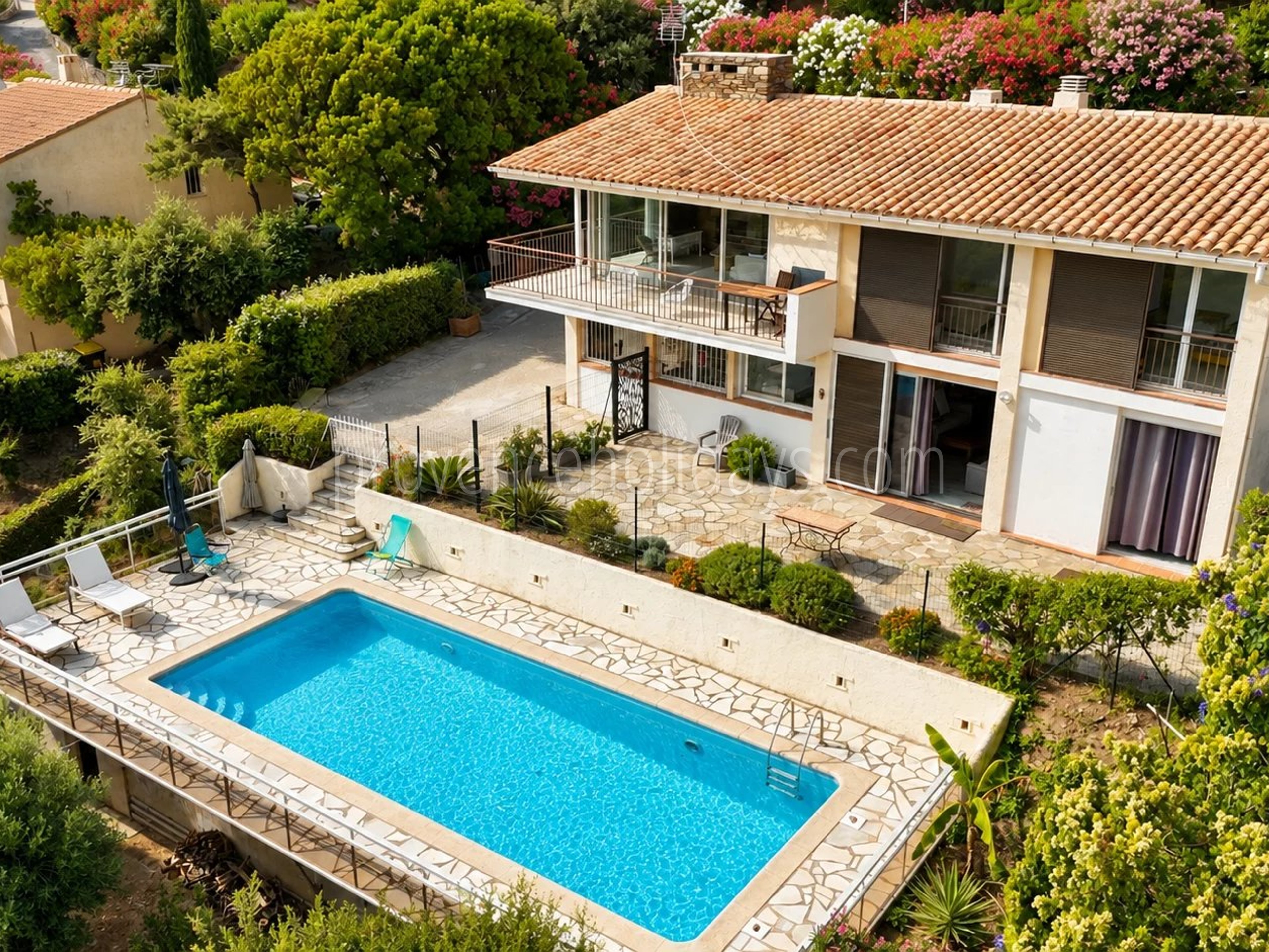 4 - Villa with pool in Cavalaire-sur-Mer: Villa: Pool