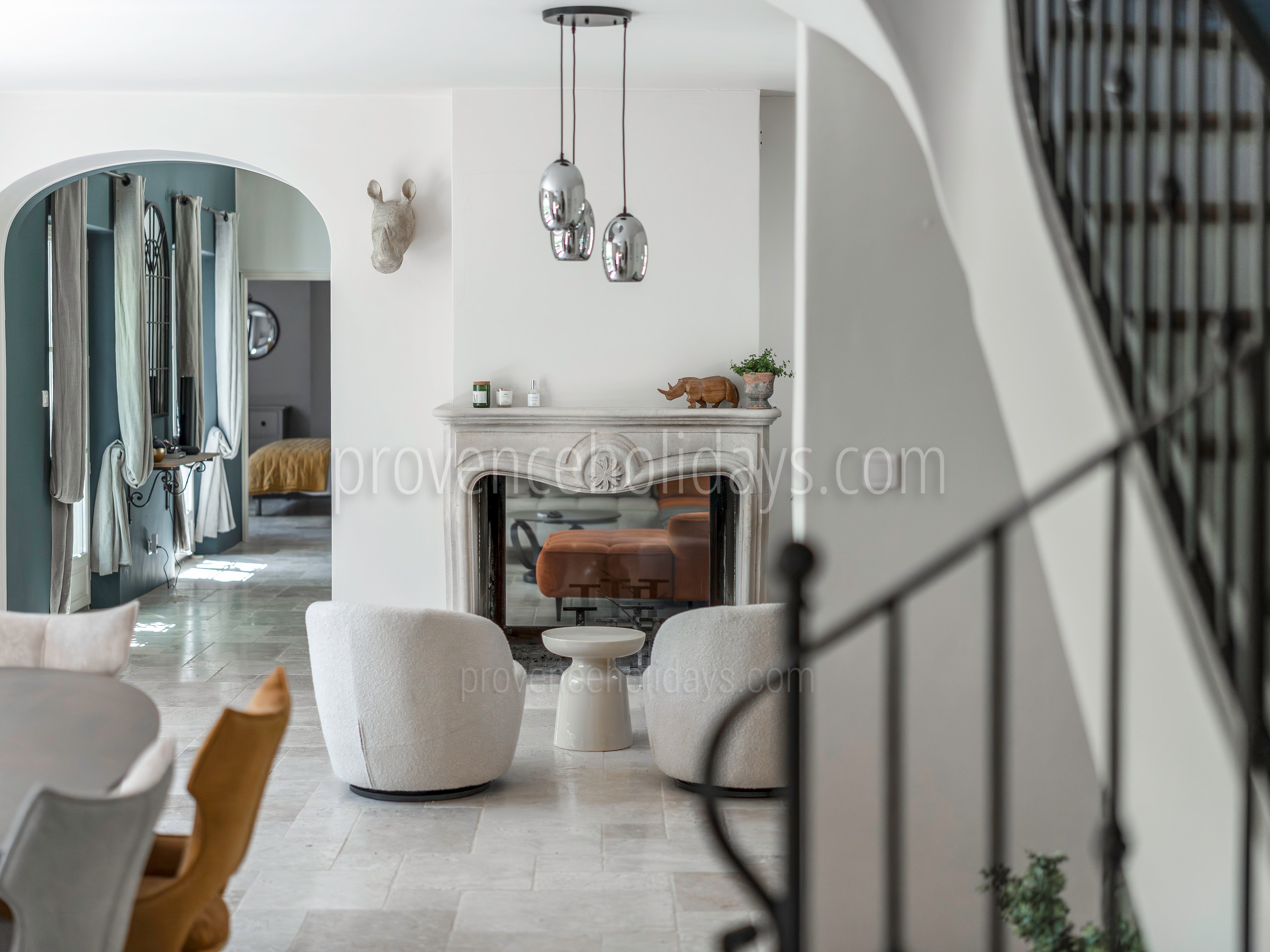 18 - Mas des Songes: Villa: Interior