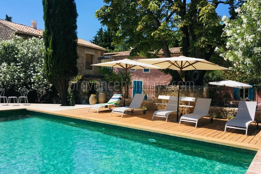 28 - Mas du Vaucluse: Villa: Pool