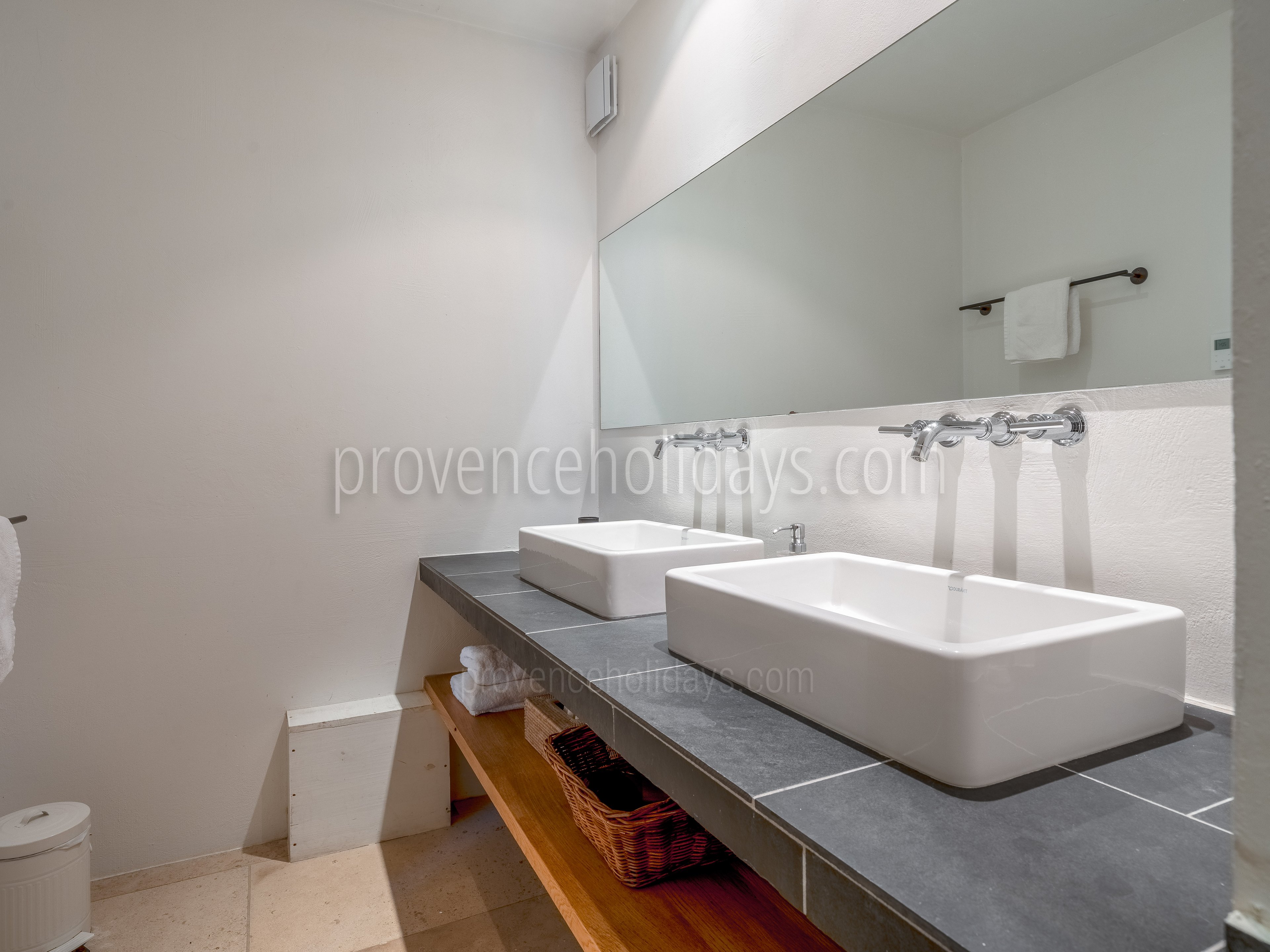 51 - Le Mas des Vignes: Villa: Bathroom