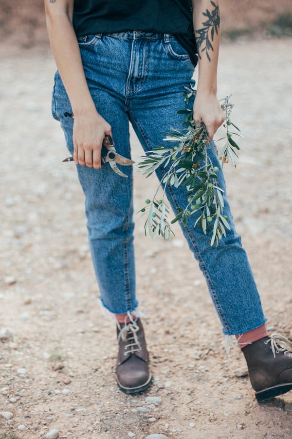 denim trousers