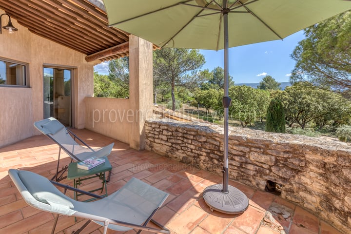 17 - L\'Escapade en Provence: Villa: Exterior