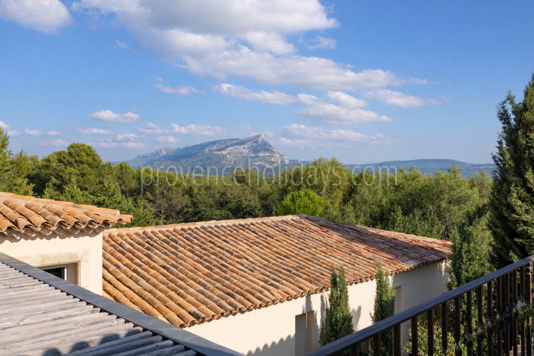 18 - Domaine de la Tour: Villa: Exterior