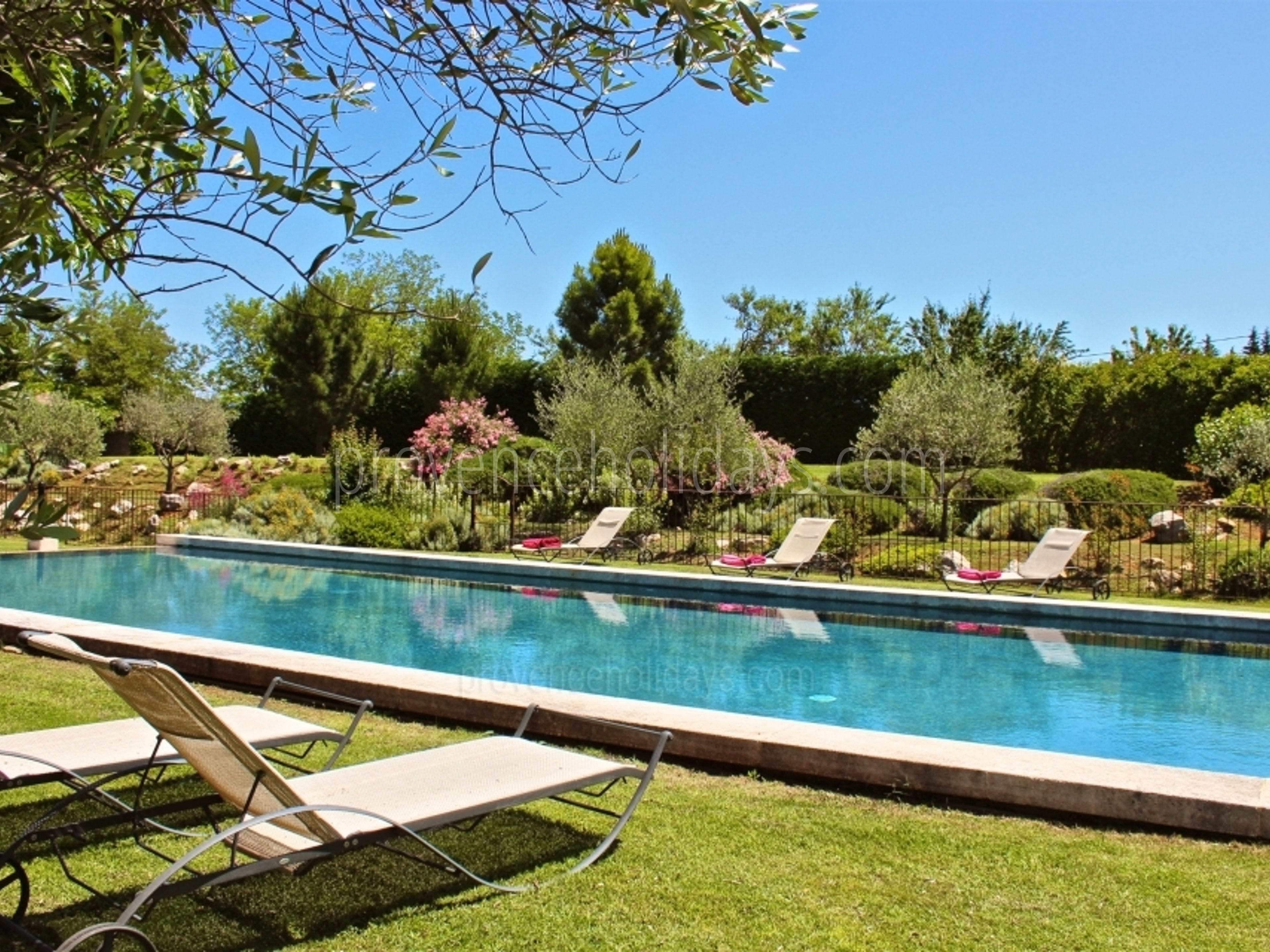 33 - Mas Bonnieux: Villa: Pool