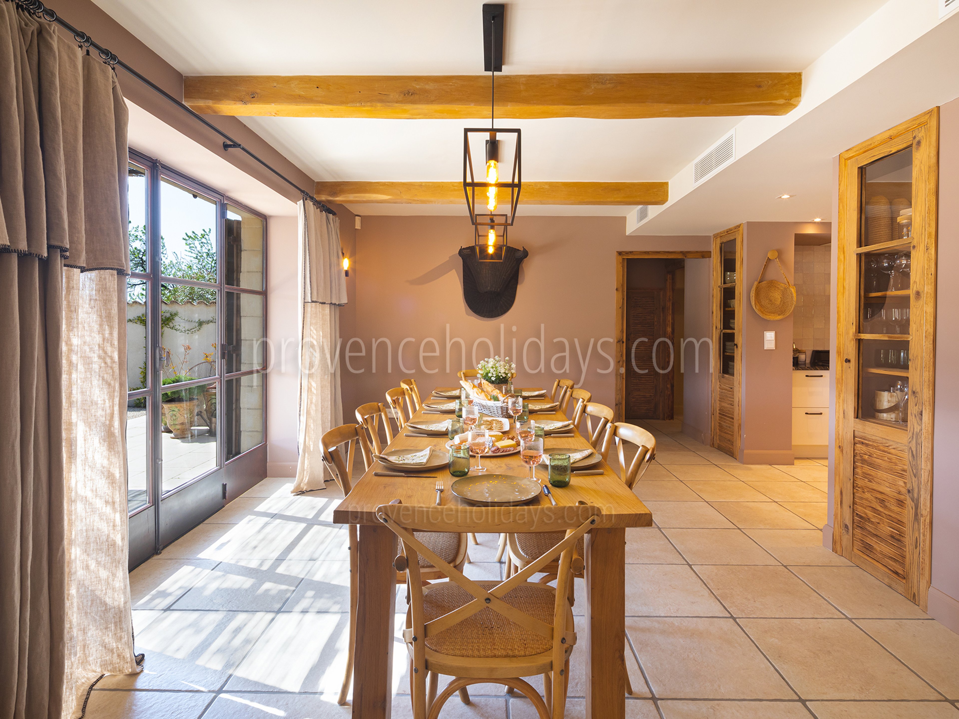 34 - Mas de Provence: Villa: Interior