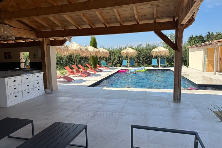 4 - Mas Tarascon: Villa: Pool