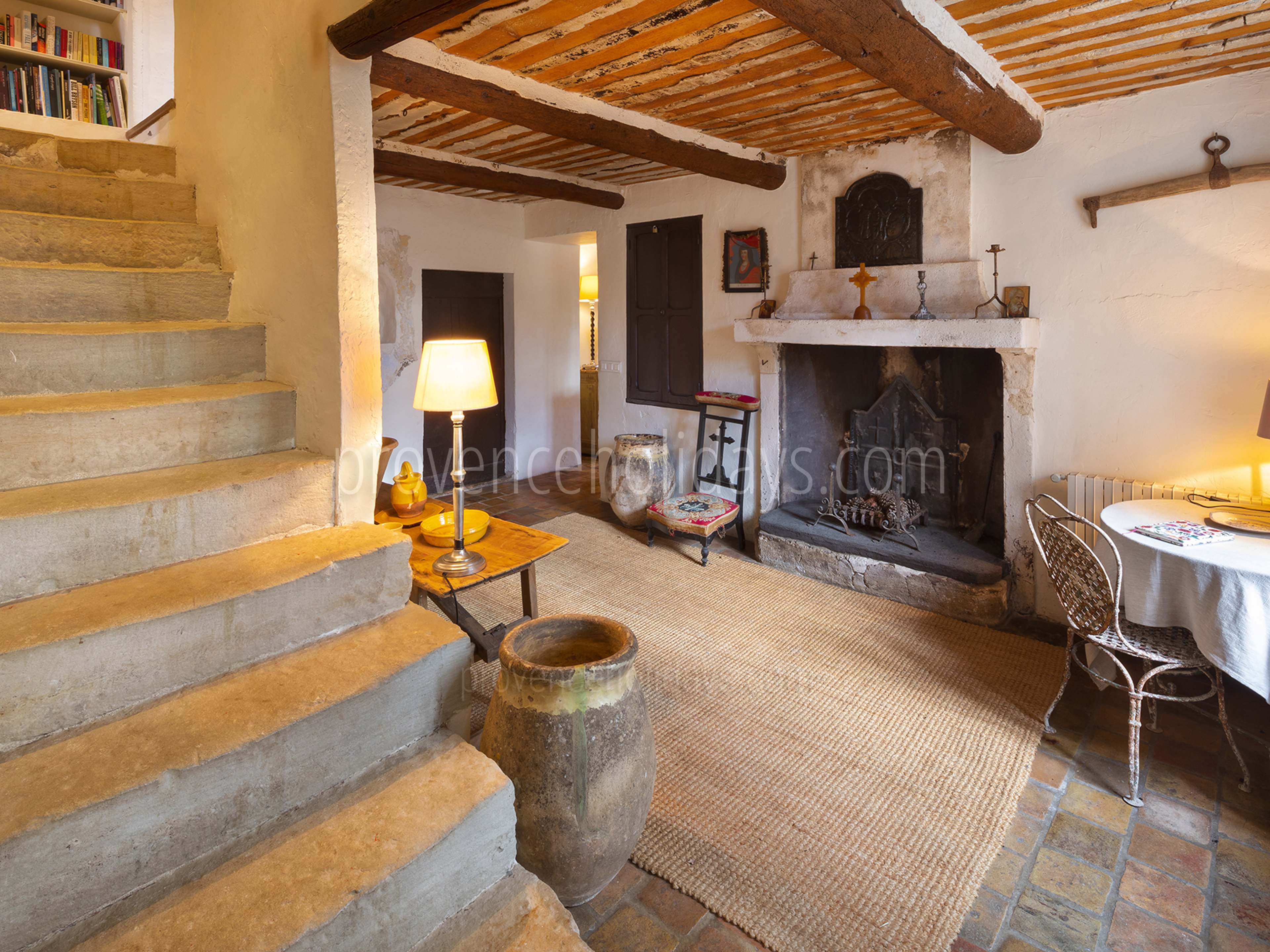 80 - Mas des Lavandes: Villa: Interior