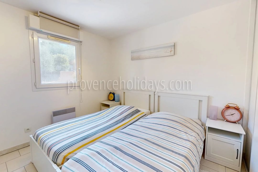 56 - Appartement in Cavalaire-sur-Mer: Villa: Bedroom