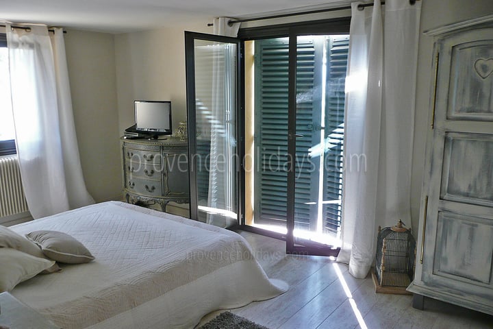 26 - La Villa Panorama: Villa: Bedroom