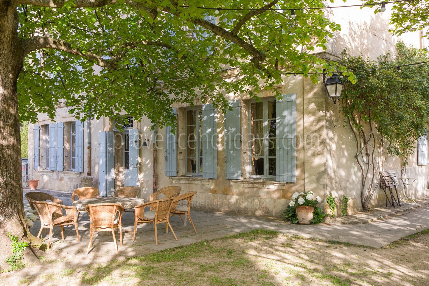 17 - Chez Christelle: Villa: Exterior