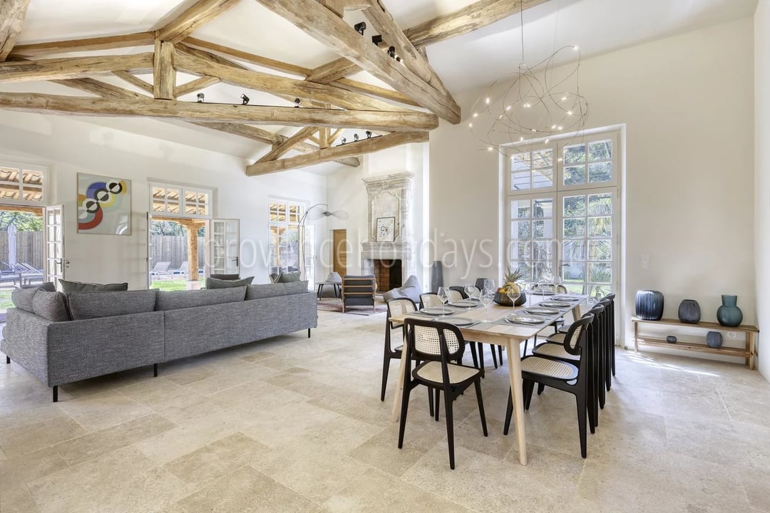 10 - Renovated mas, Ramatuelle: Villa: Interior