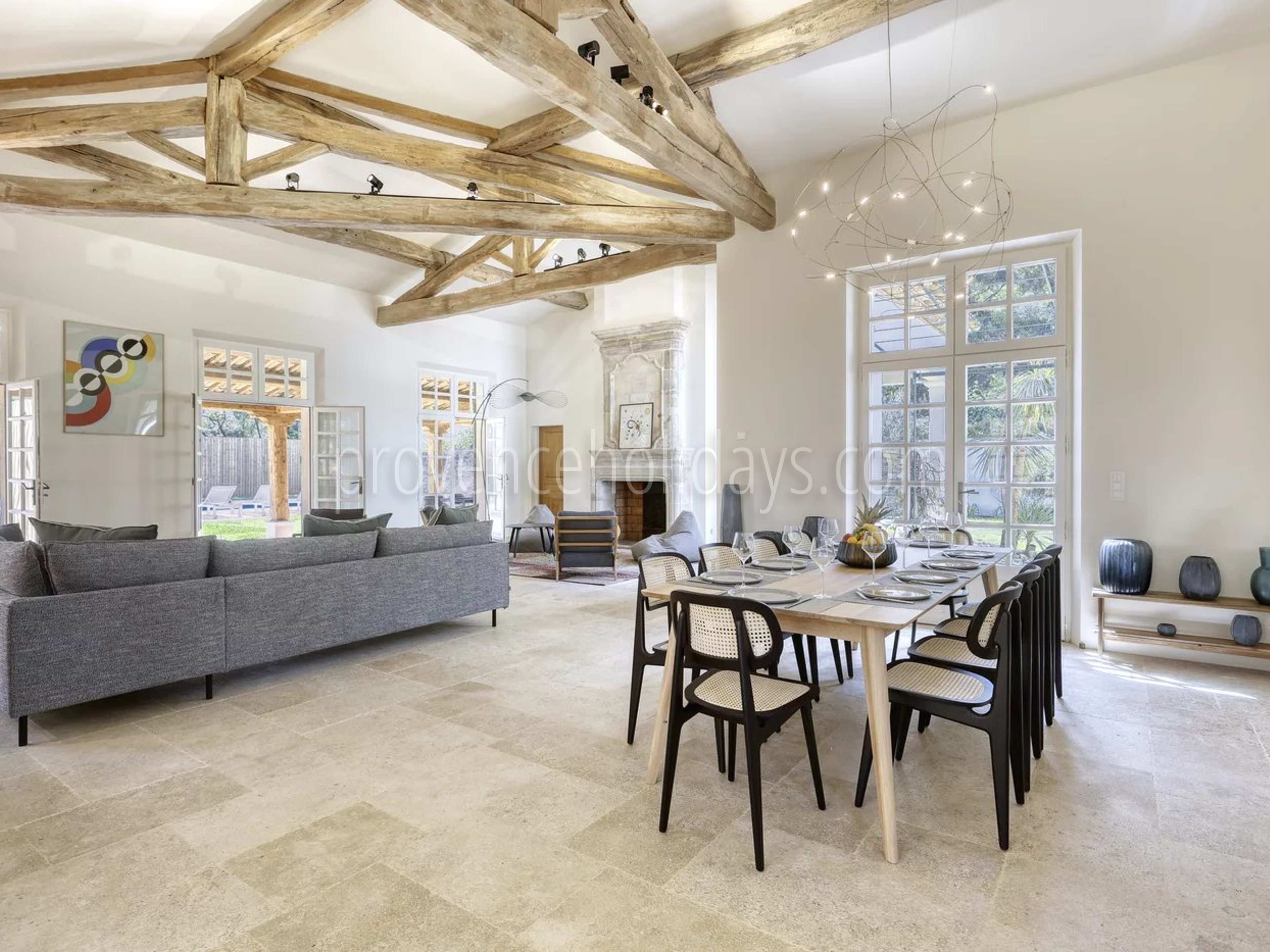 10 - Renovated mas, Ramatuelle: Villa: Interior