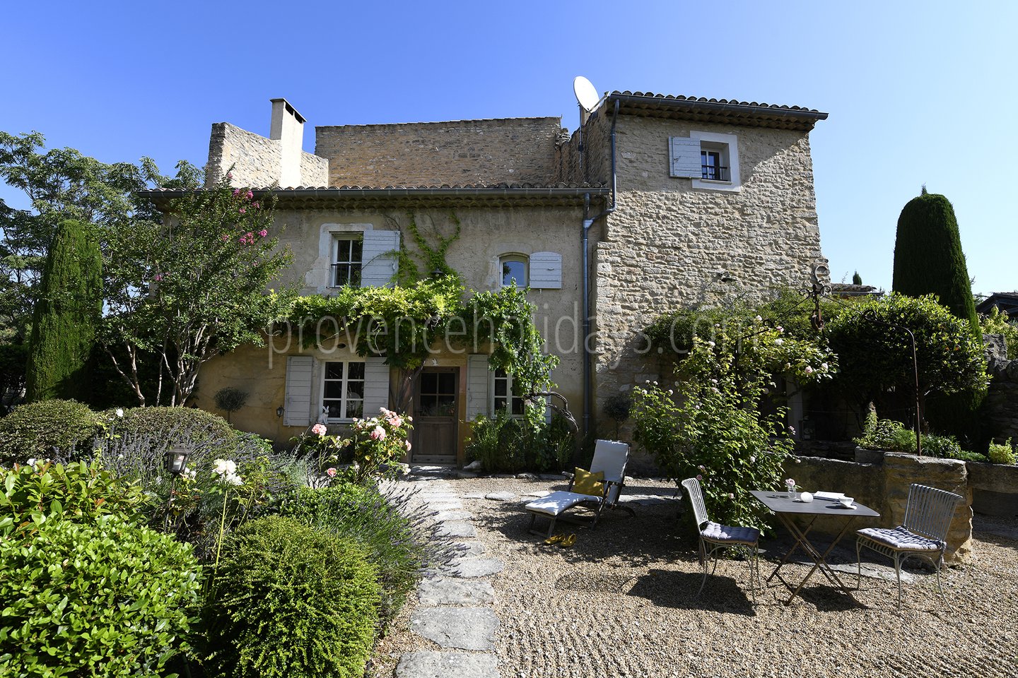 30 - Mas Cabrières: Villa: Exterior