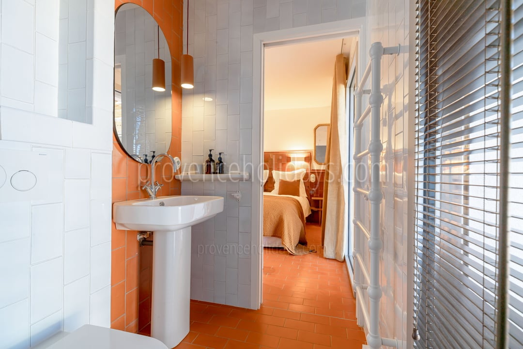 56 - Maison Bardot: Villa: Bathroom