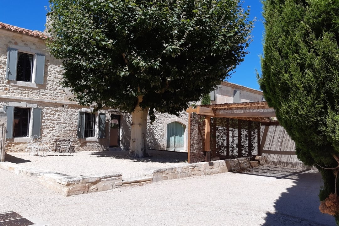 35 - Mas Alpilles: Villa: Exterior