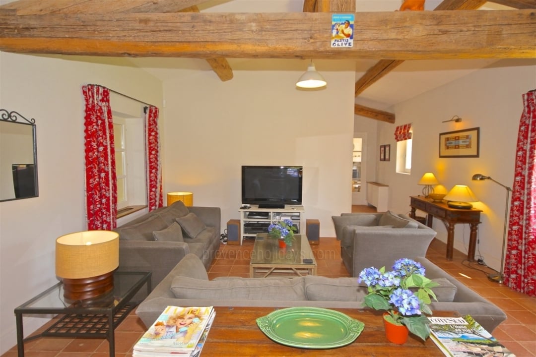 30 - Mas Tranquil: Villa: Interior