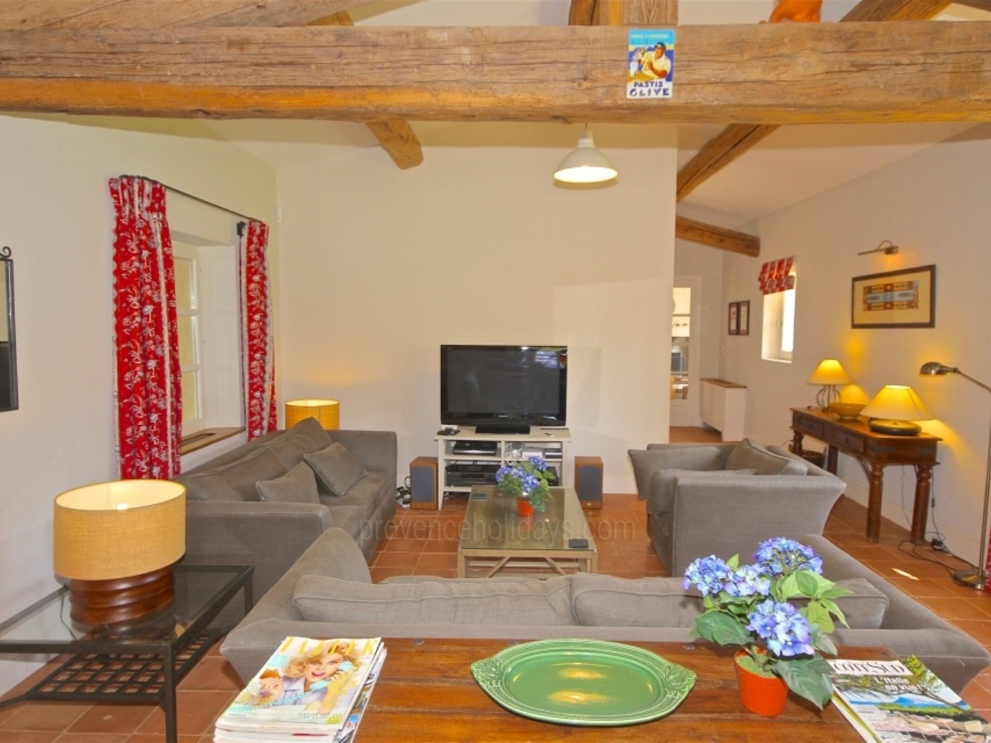 30 - Mas Tranquil: Villa: Interior