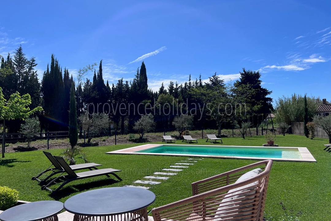 0 - Mazet du Paradou: Villa: Pool