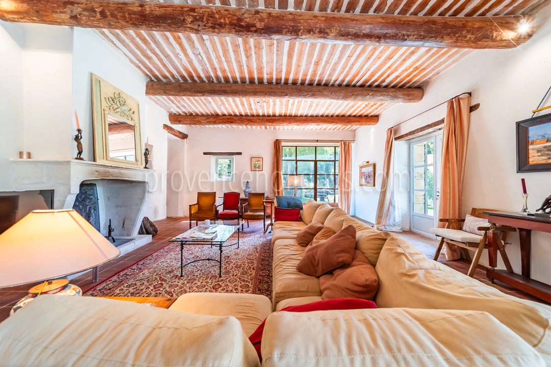 8 - Provençal mas in Ménerbes: Villa: Interior