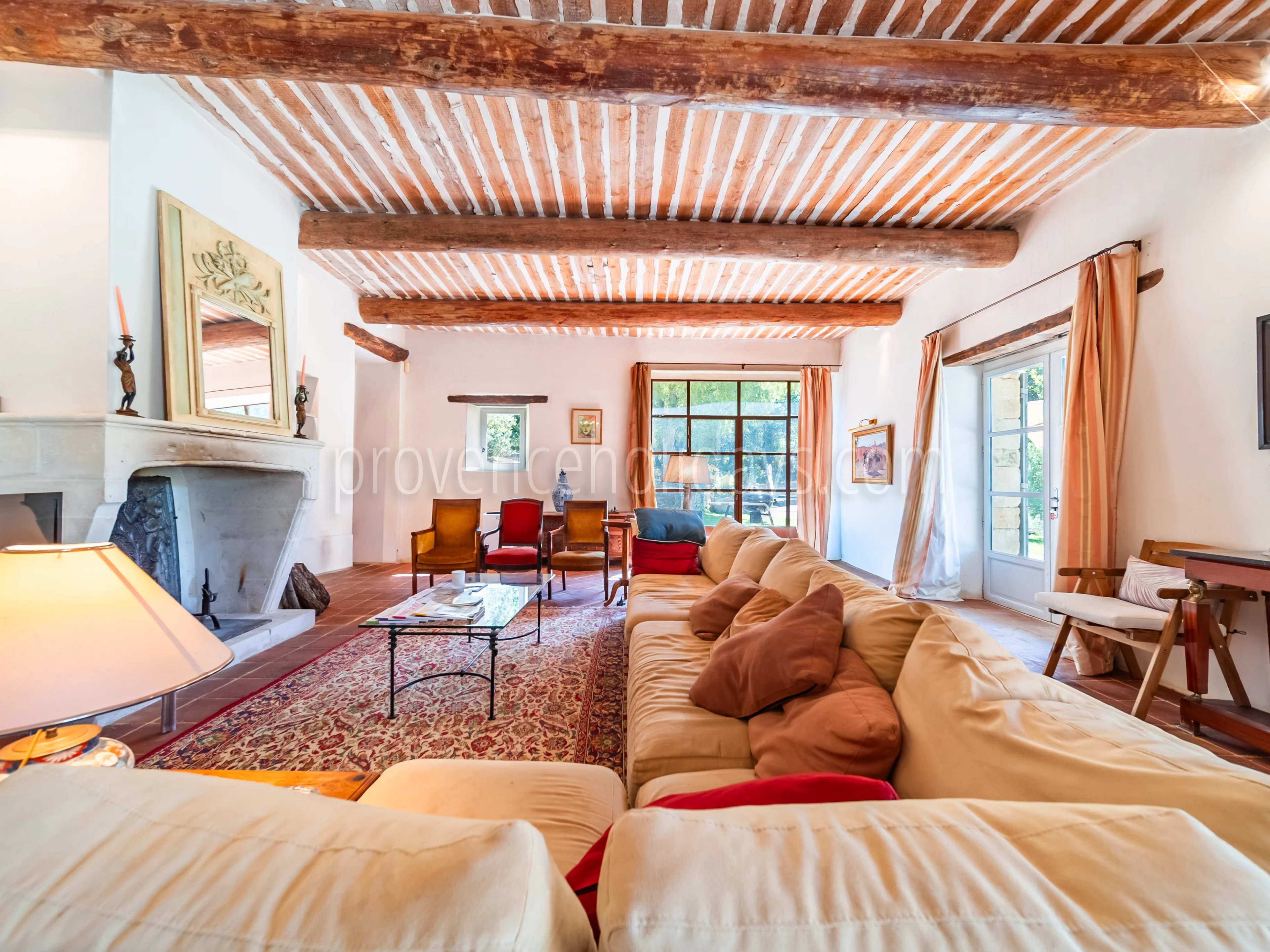 8 - Provençal mas in Ménerbes: Villa: Interior