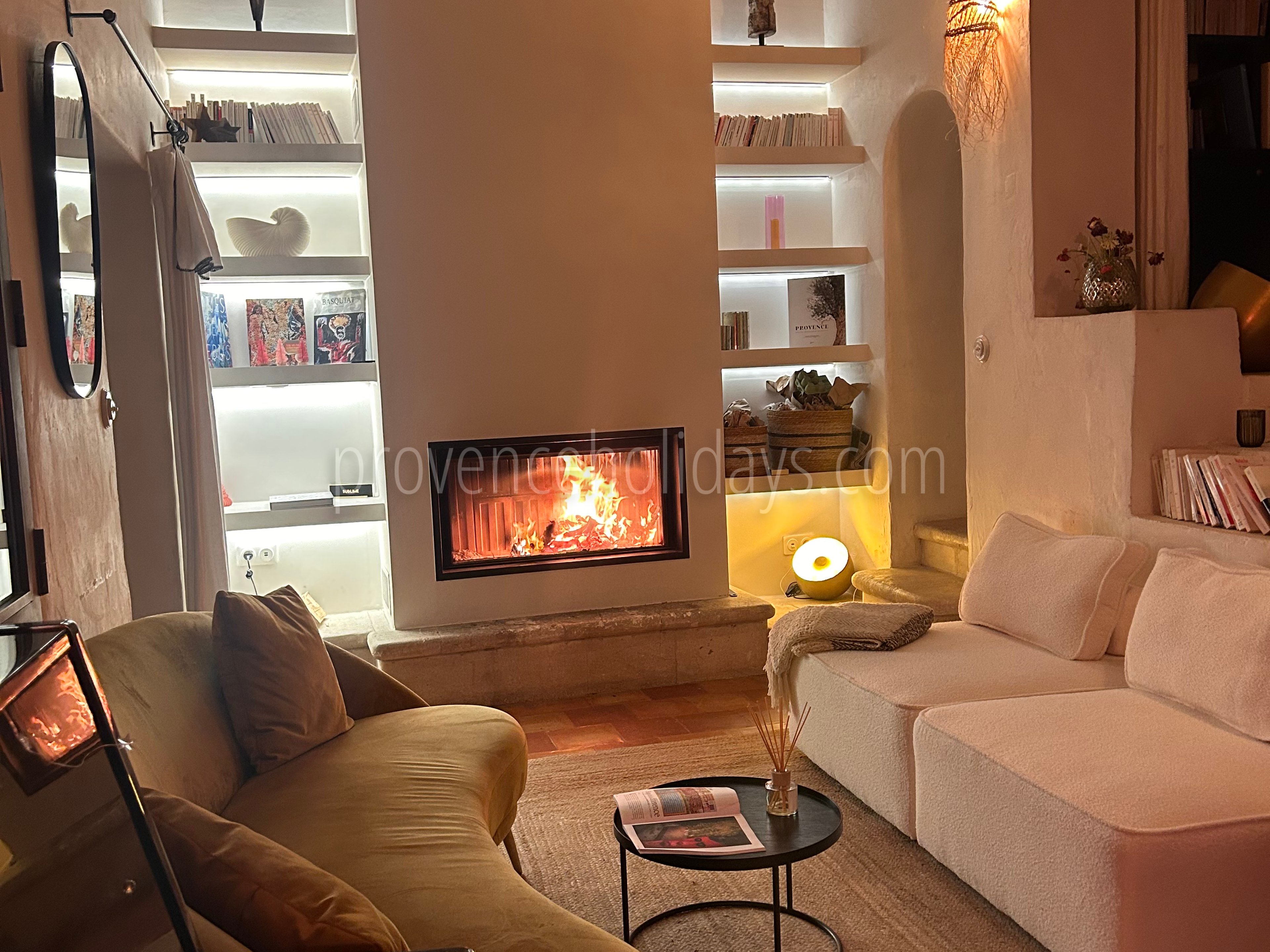 7 - Mas du Rosier: Villa: Interior